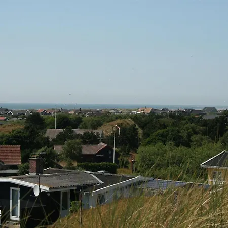 Rohan - 800m From The Sea By Interhome